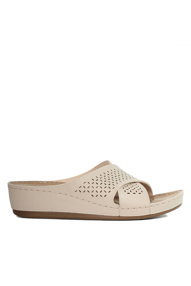 ESEM EA12SK252 Women's Slippers Beige