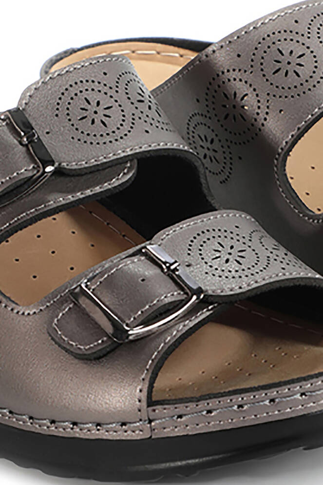 ESEM EA12SK254 Women's Slipper Platinum