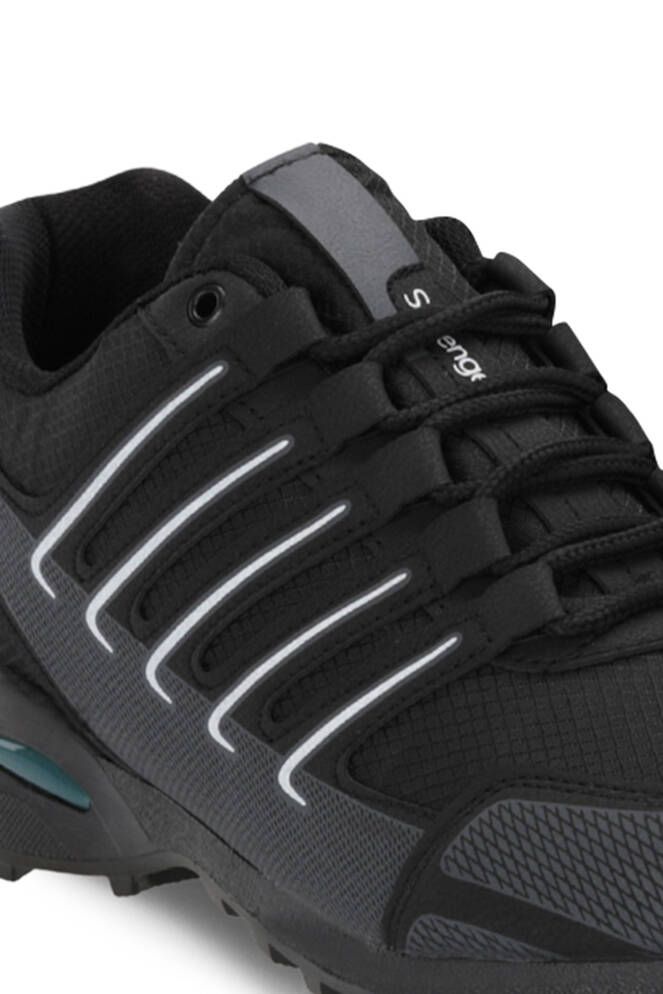 Slazenger ADMISSION IN Men's Outdoor Shoes Black - White