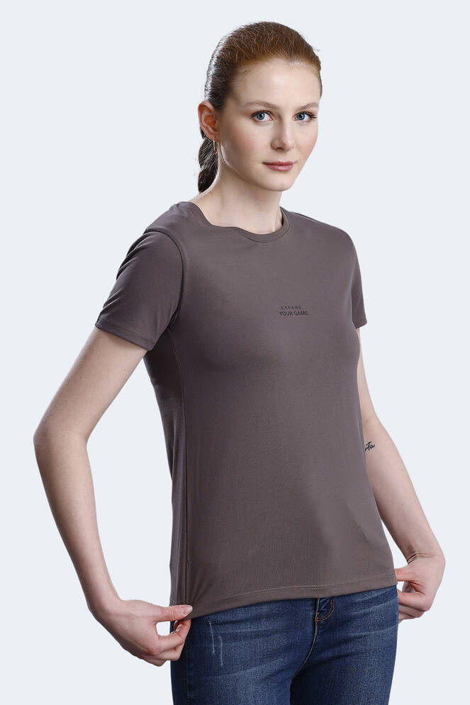 Slazenger PAYTONS Women's T-shirt Brown