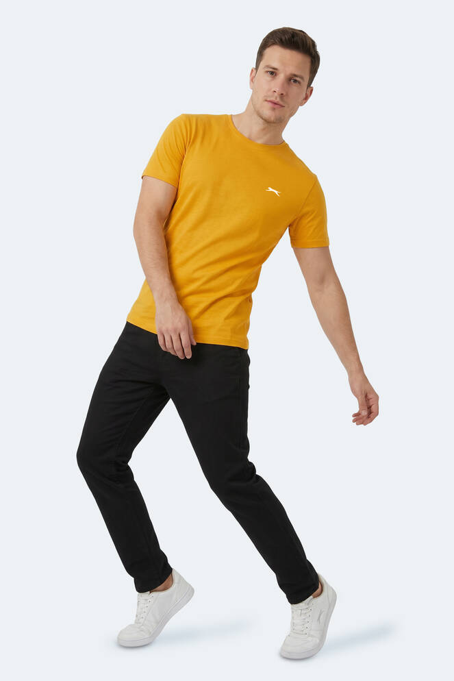 Slazenger SANDER KTN Men's Short Sleeve T-Shirt Mustard